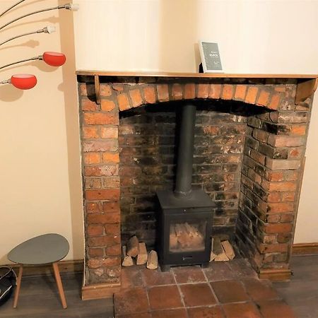 Nice 4-Bedroom Vacation Home With Indoor Fireplace Wellington  Eksteriør bilde