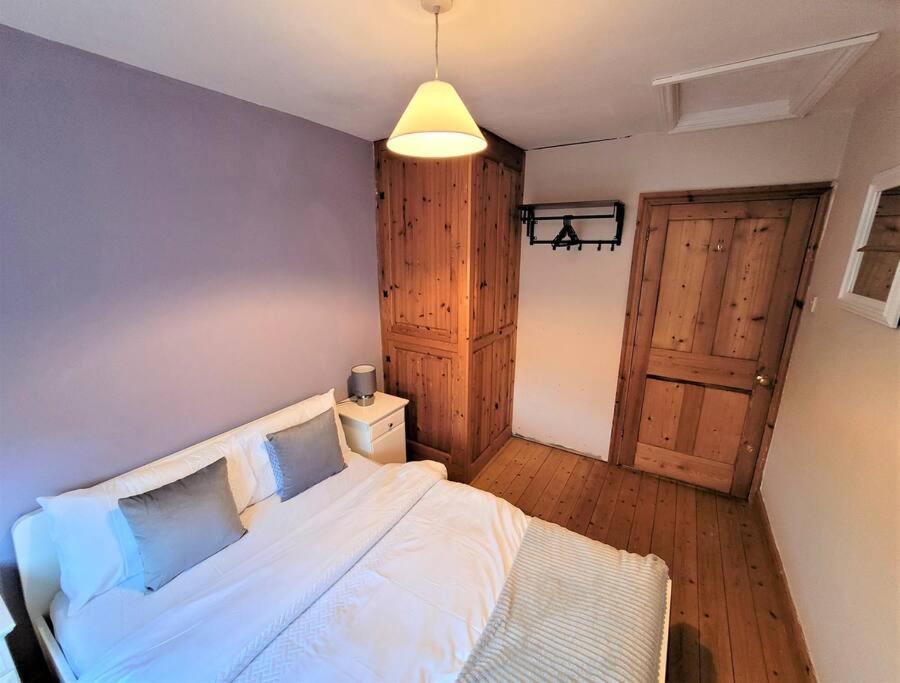 Nice 4-Bedroom Vacation Home With Indoor Fireplace Wellington  Eksteriør bilde