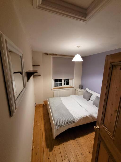 Nice 4-Bedroom Vacation Home With Indoor Fireplace Wellington  Eksteriør bilde
